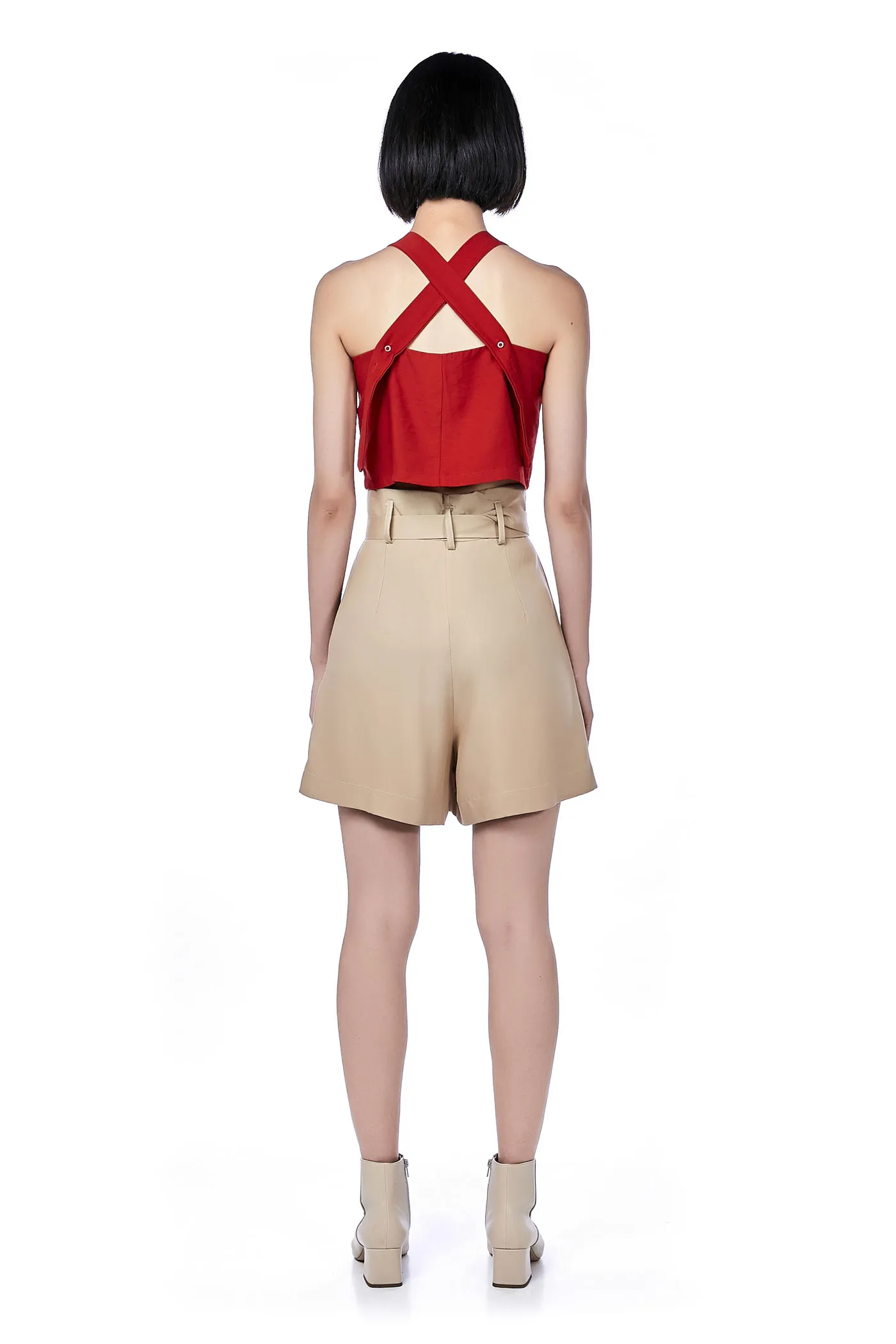 Dyora High-Waisted Shorts 