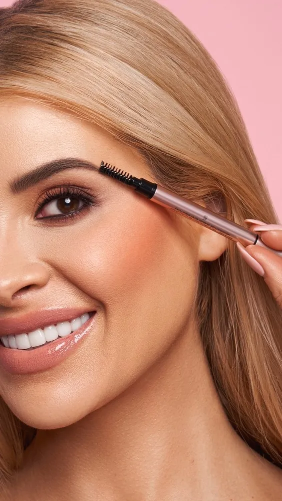 LAWLESS   Shape Up Soft Fill Brow Pencil 