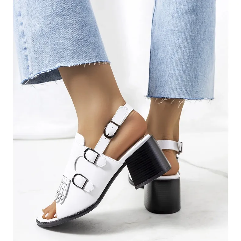 White leather sandals with a Zand shank